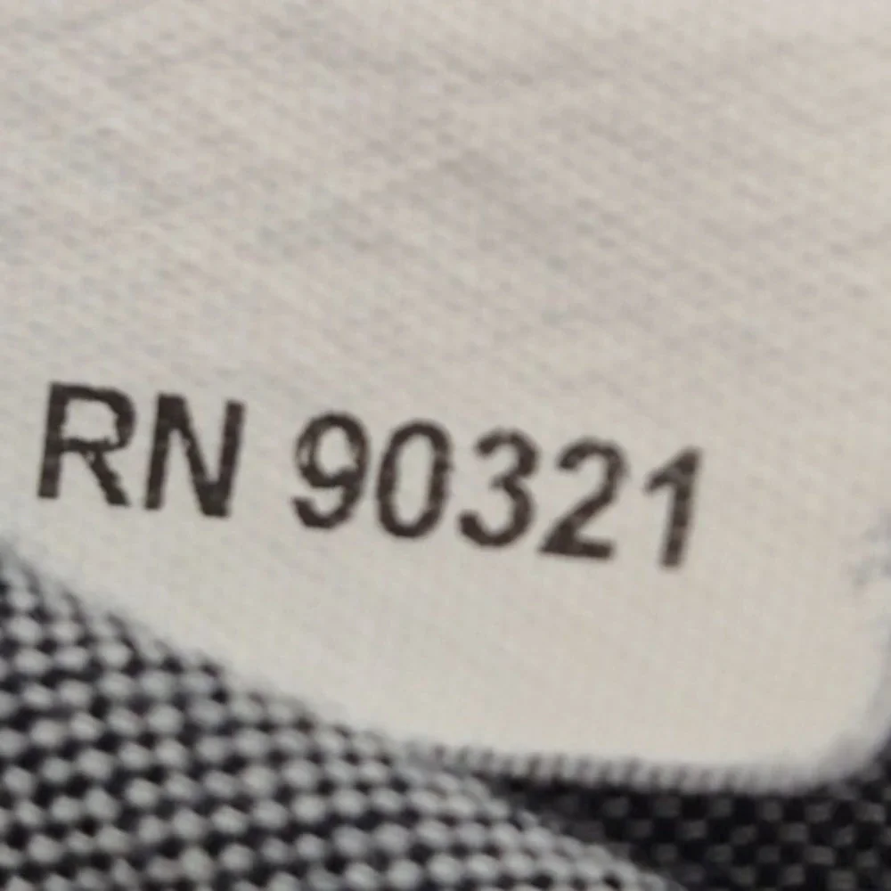 Fredrick Martin‎ Mississippi State men's Grey Button up long sleeve shirt sz. M
